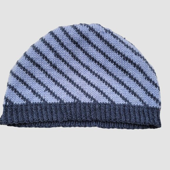 Hand Knit Handmade Hat Beanie Unisex Men Womens Large Blue Swirls Spirals KT021 - Picture 1 of 5